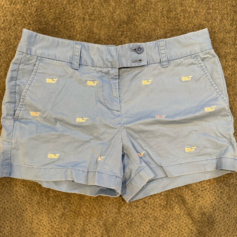 Vineyard Vines shorts